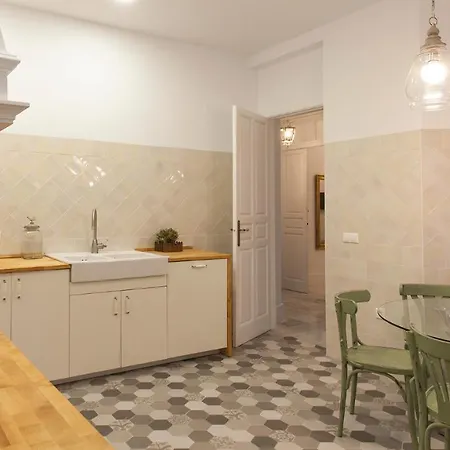 Living4malaga Aduana Presidential